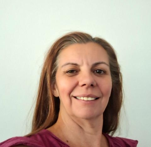 Dr. Noemi Beck headshot